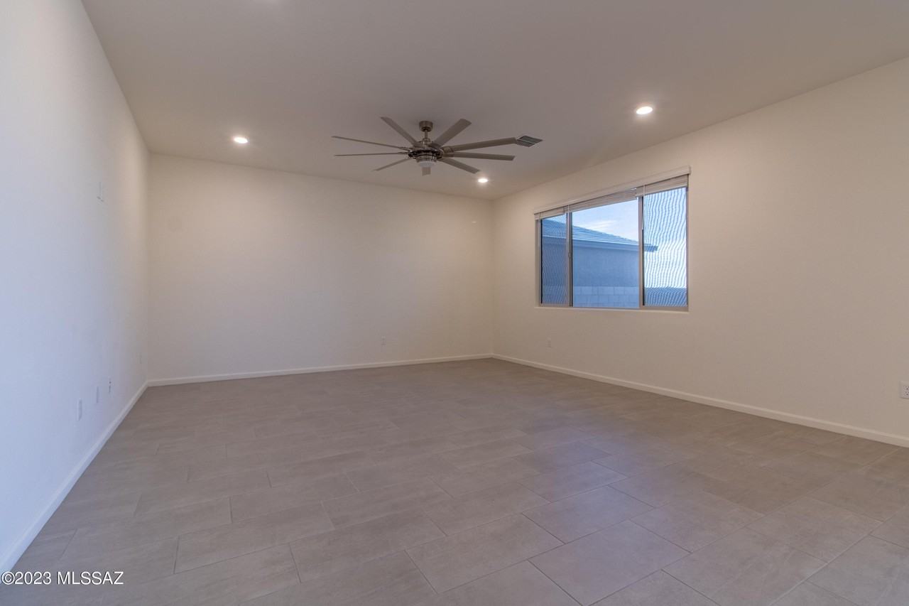 6836 W Canopus Loop - Photo 7 of 16