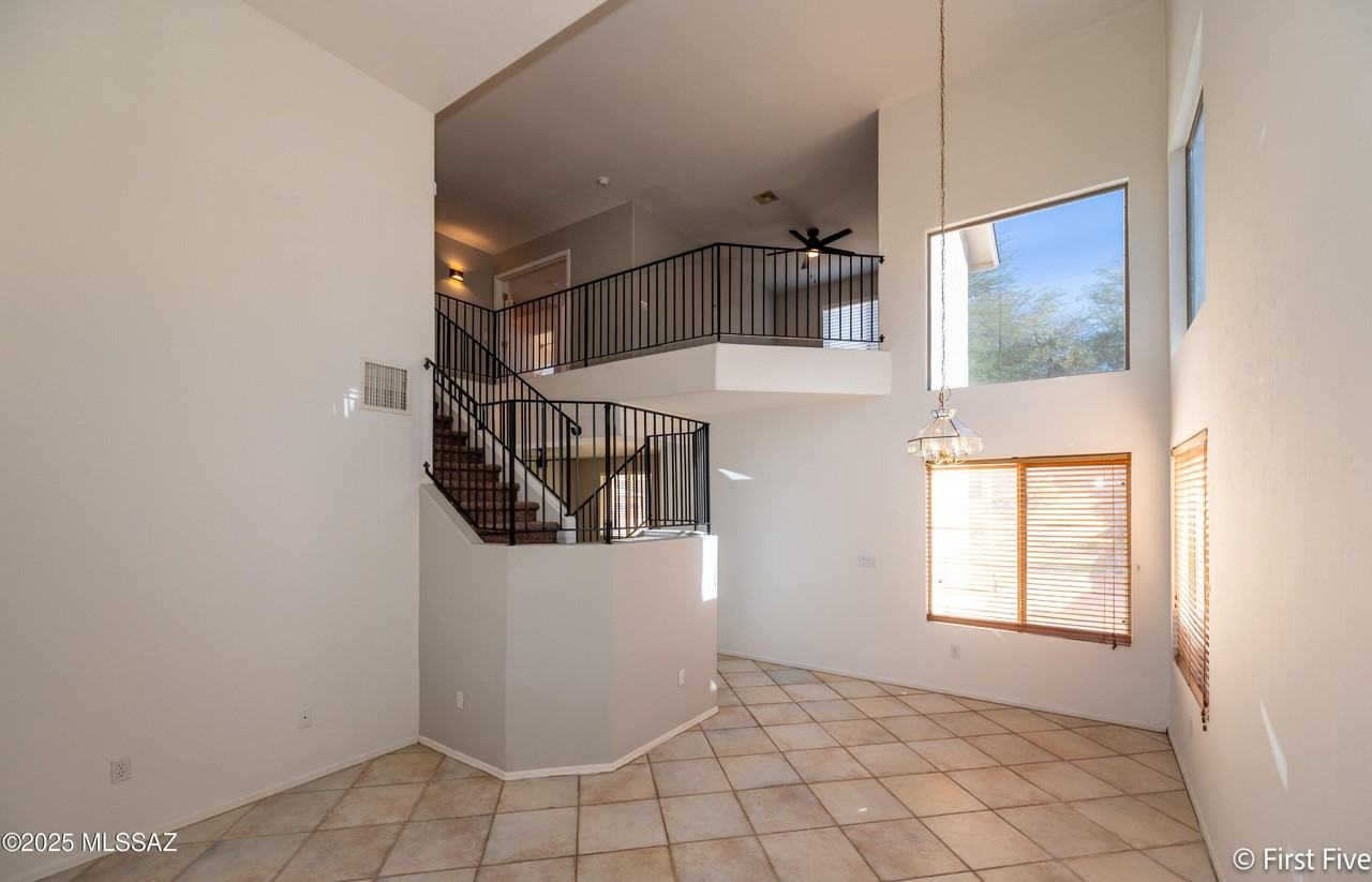 8619 S Desert Dove Dr - Photo 6 of 33