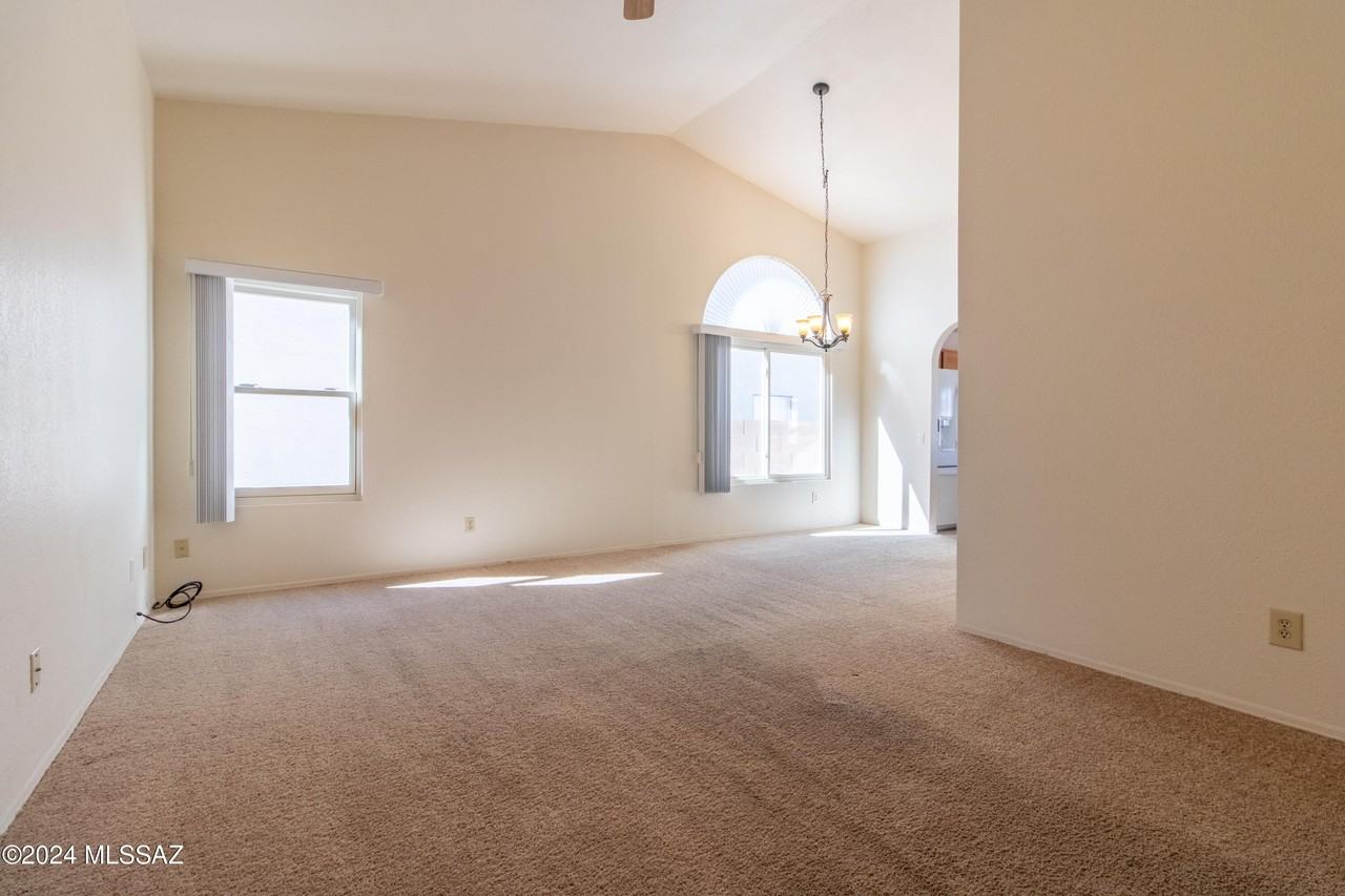 5288 W Eaglestone Loop - Photo 2 of 17