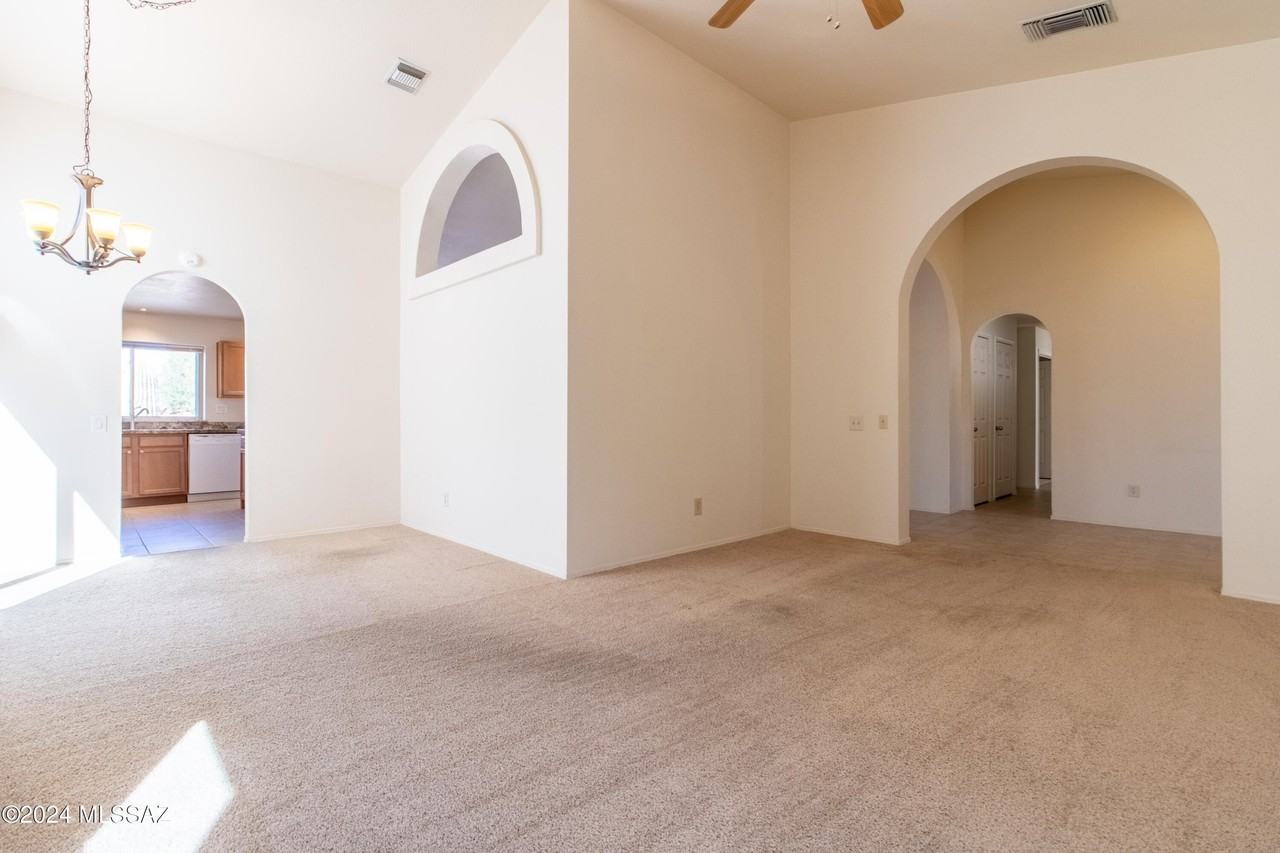 5288 W Eaglestone Loop - Photo 3 of 17