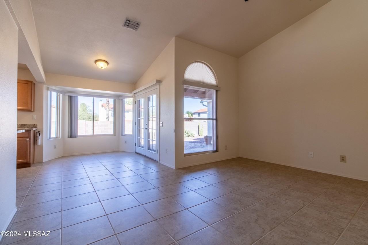 5288 W Eaglestone Loop - Photo 7 of 17