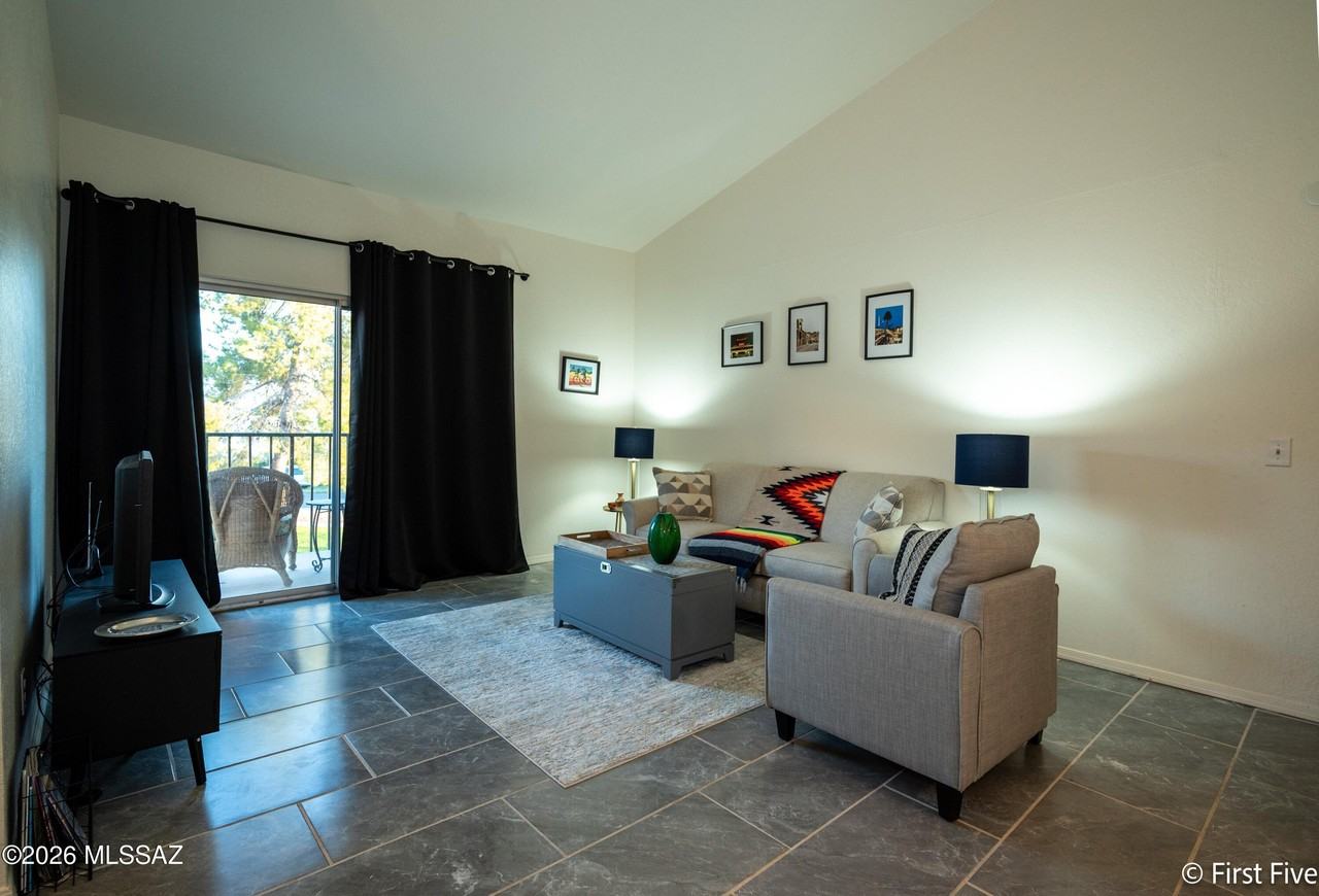 816 S Langley Ave Unit 204 #204 - Photo 2 of 20