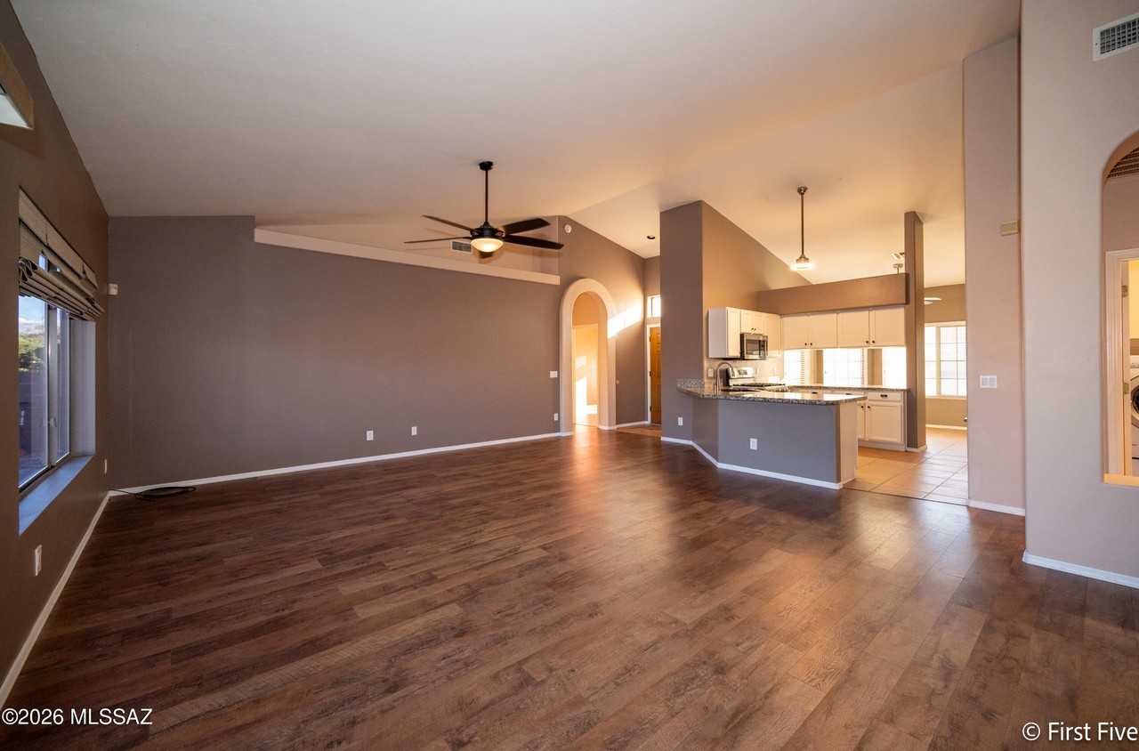 1140 S Avenida Los Reyes - Photo 6 of 26