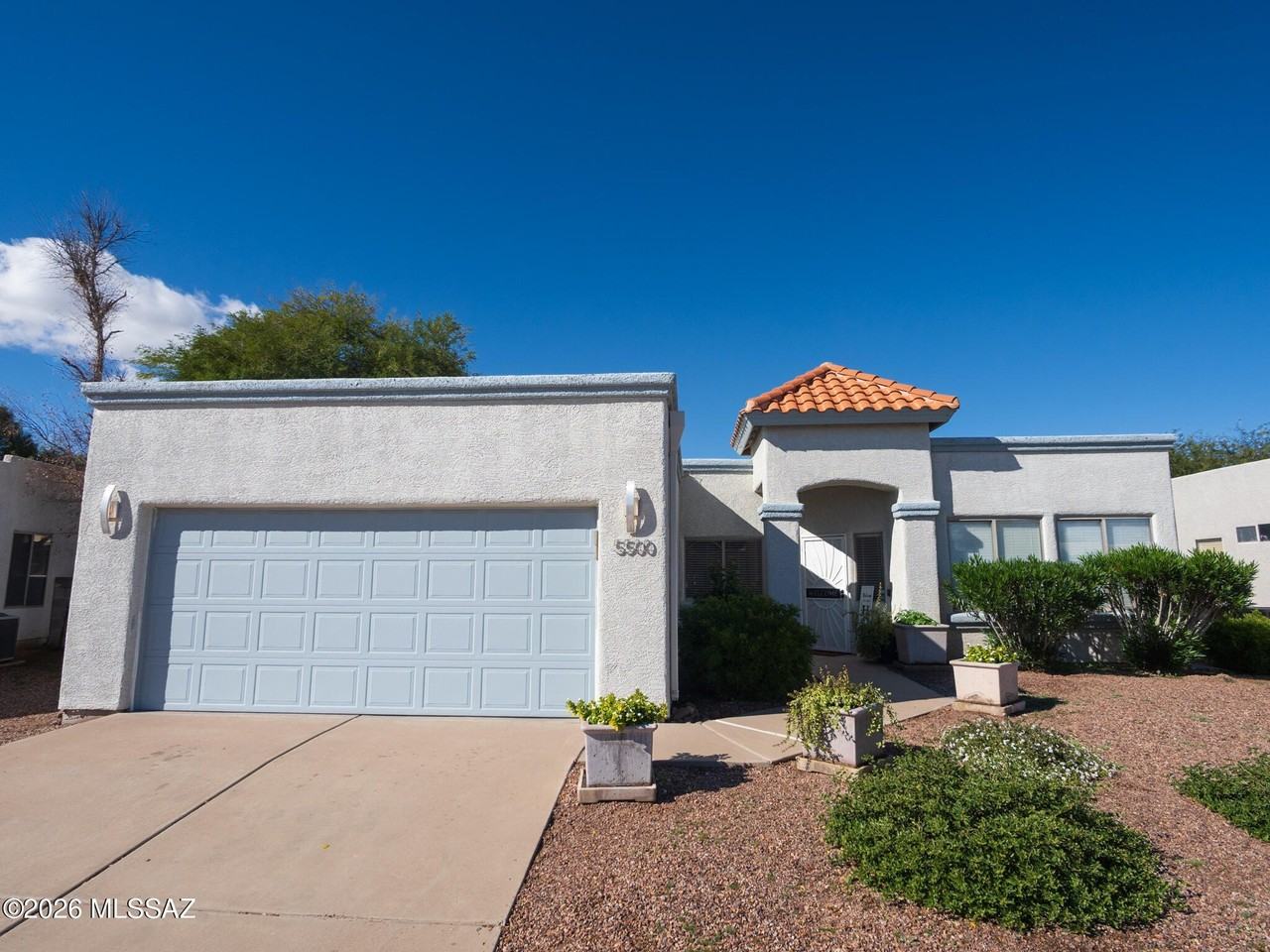 5500 S Wembly Rd - Photo 2 of 28