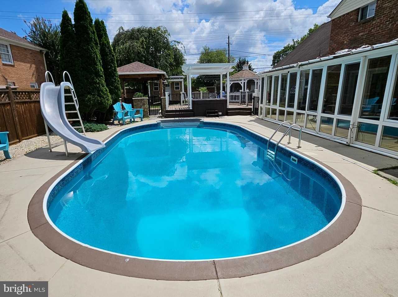 8001 Postoak Rd - Photo 4 of 30