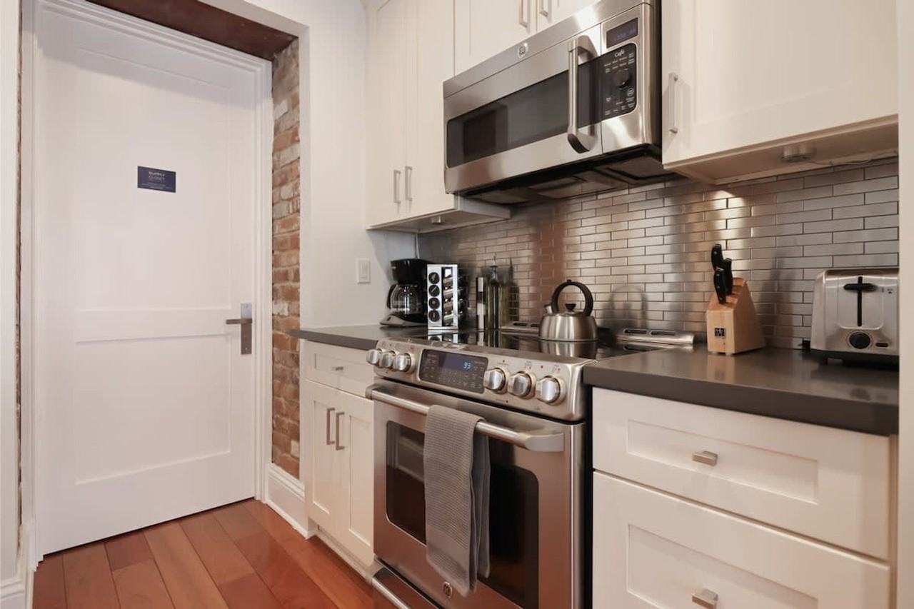 822 Perdido Street - Photo 5 of 71