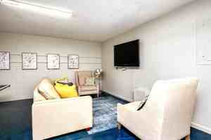 featured image of 22 Moreno Point Rd