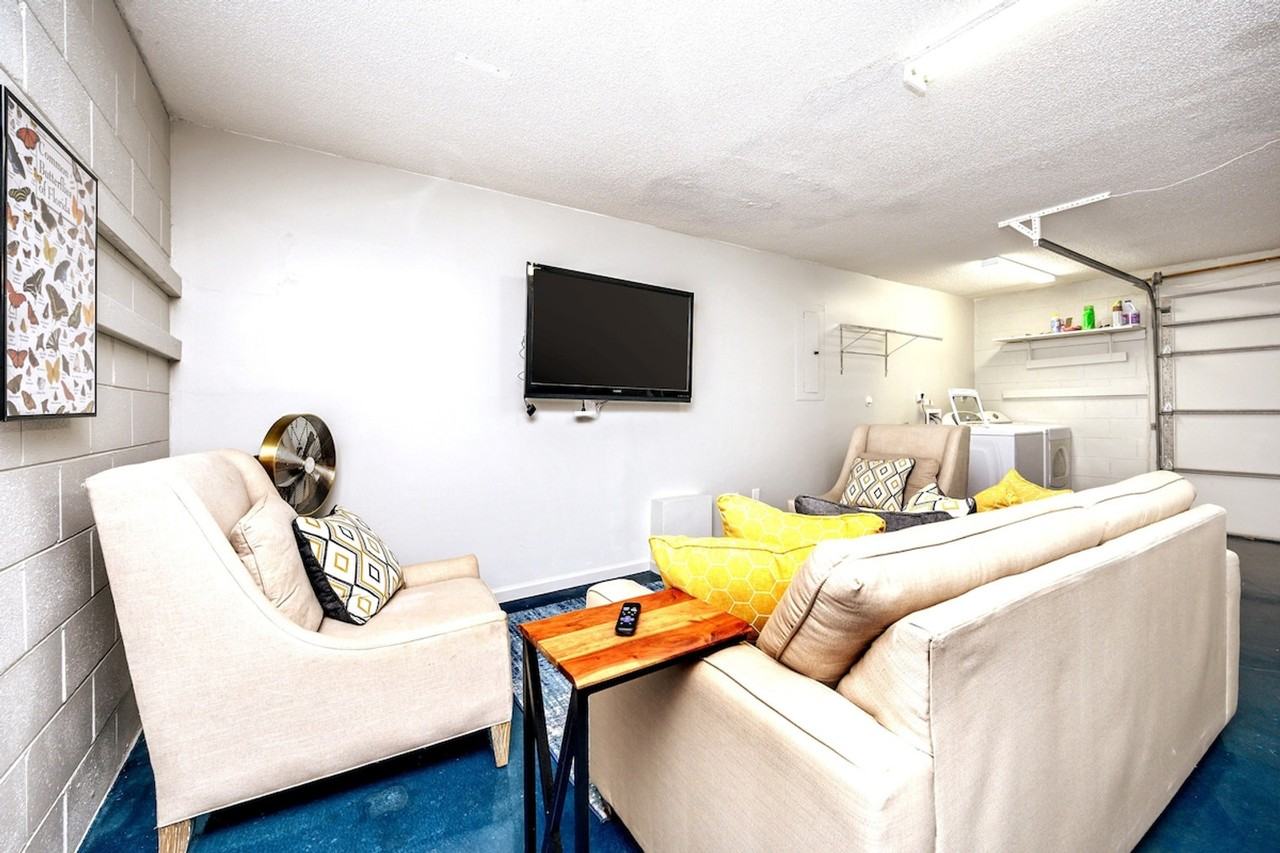 22 Moreno Point Rd #1285898P - Photo 4 of 50