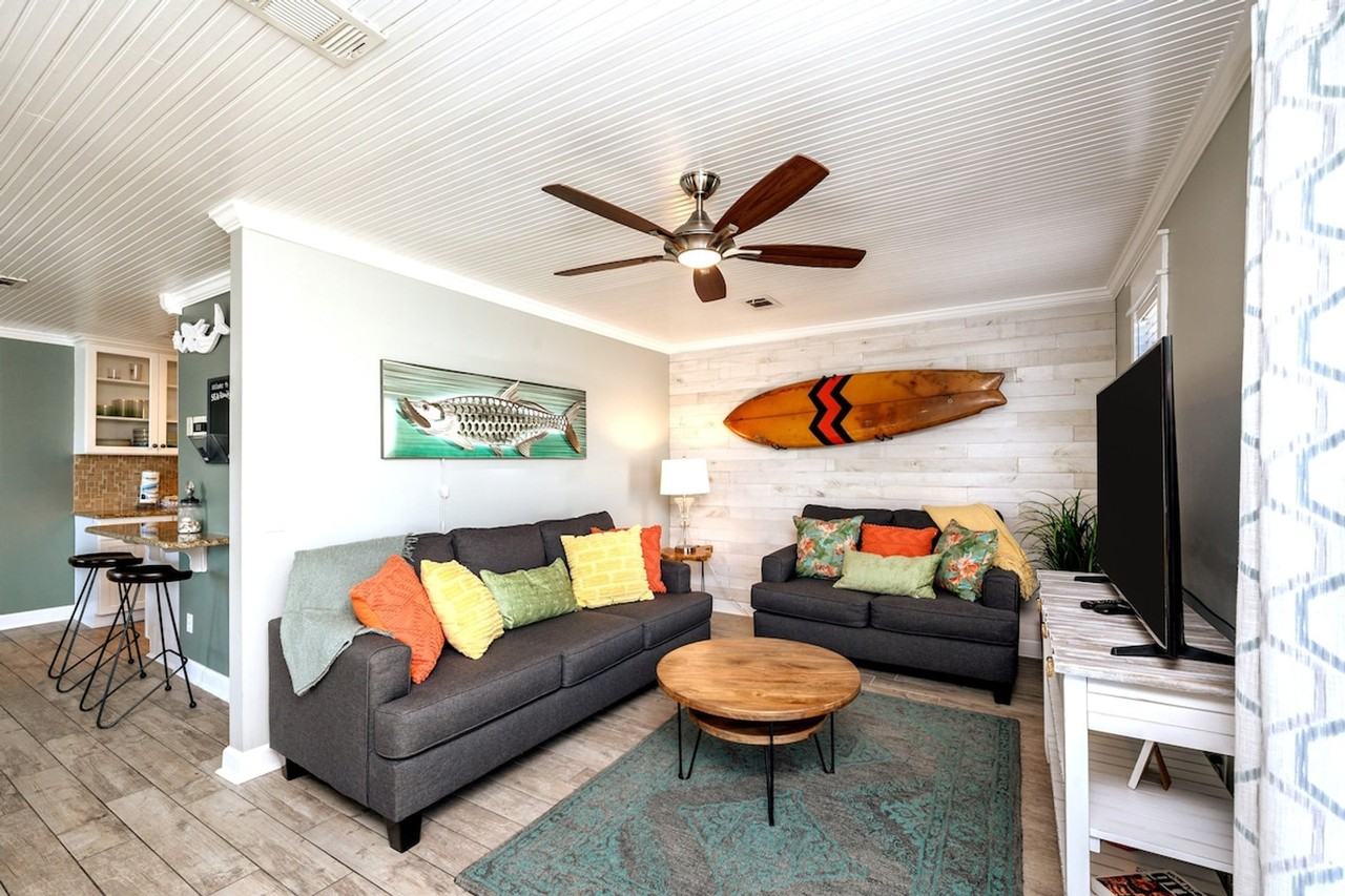 22 Moreno Point Rd #1285898P - Photo 7 of 50