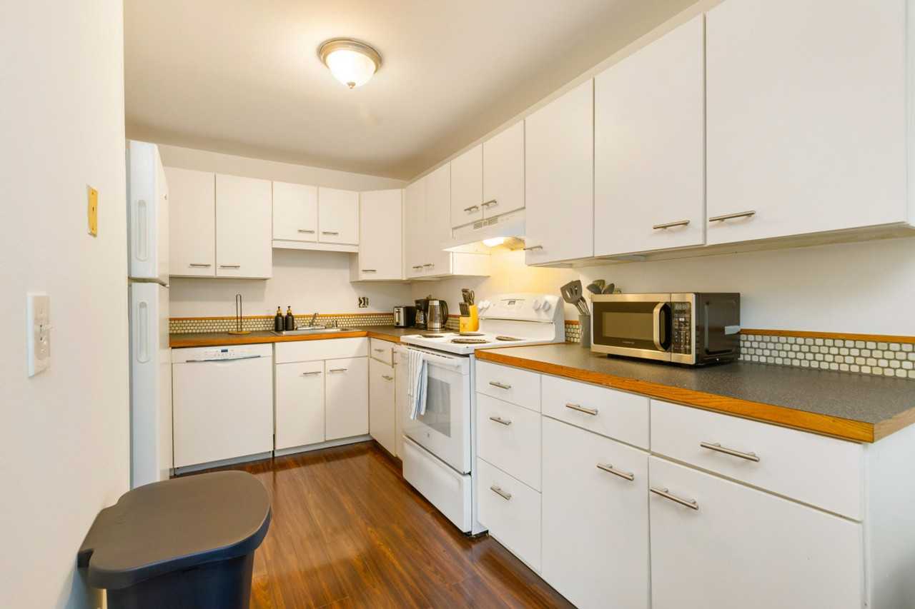 15704 Ash Way #1256072P - Photo 4 of 21