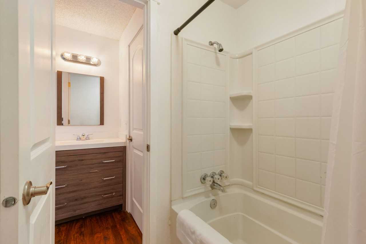 15704 Ash Way #1256072P - Photo 5 of 21