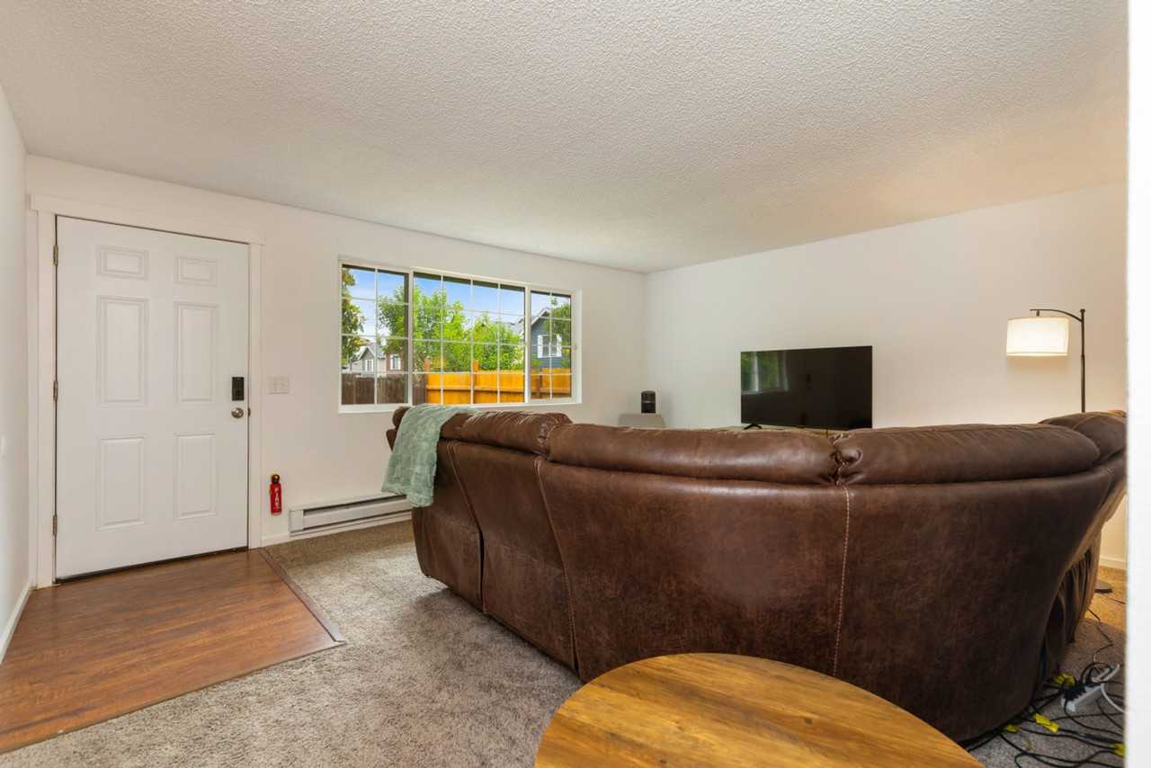 15704 Ash Way #1256072P - Photo 6 of 21