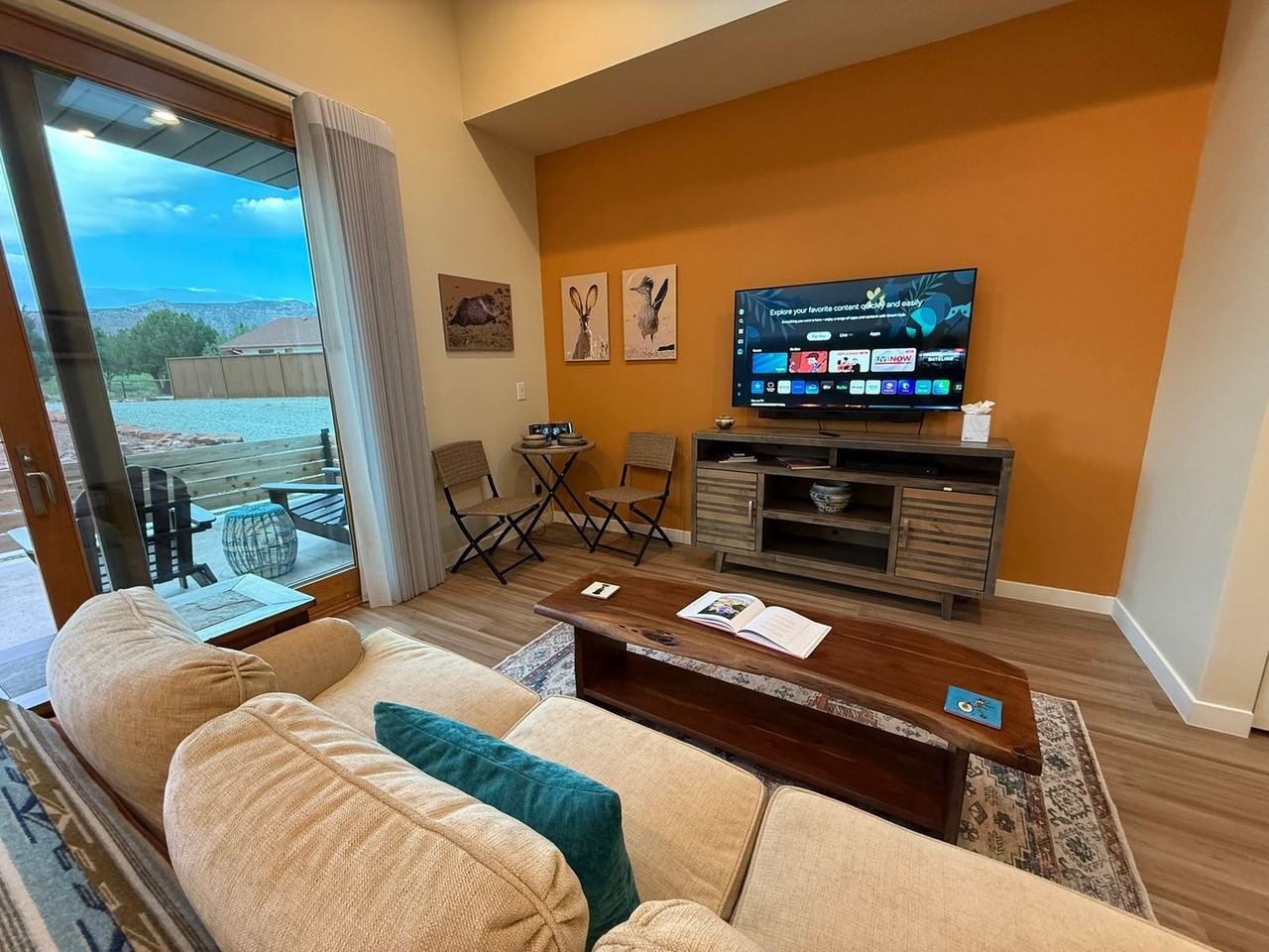 105 Rojo Drive - Photo 4 of 50