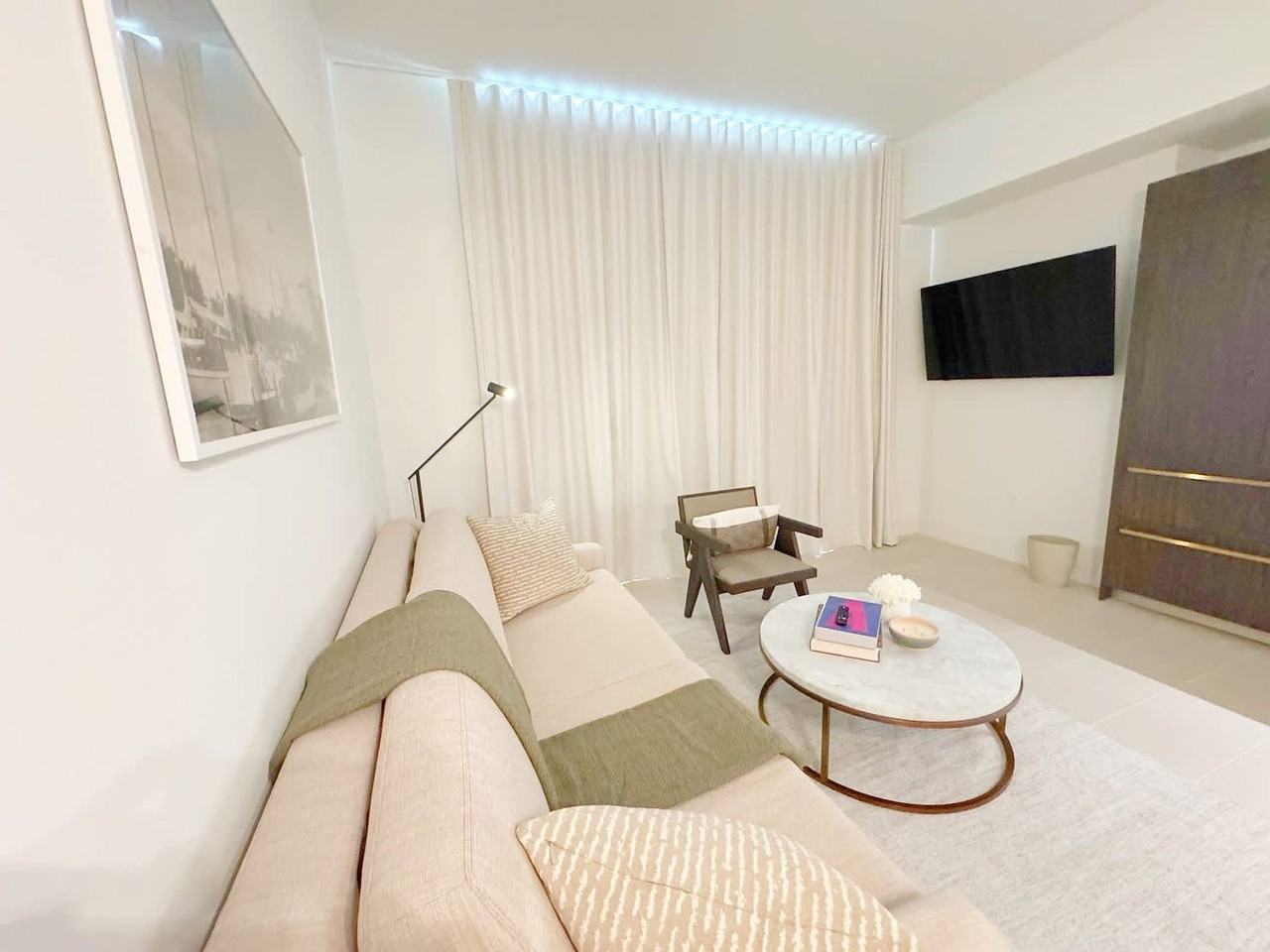 159 Ne 6th St #1332433P - Photo 5 of 29