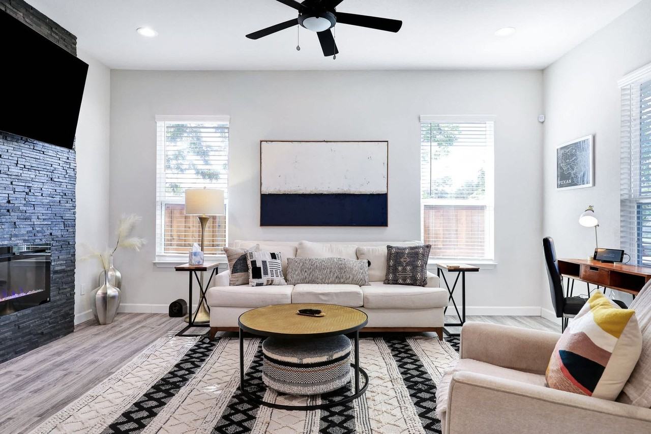 1214 Hays St #1377371P - Photo 3 of 40