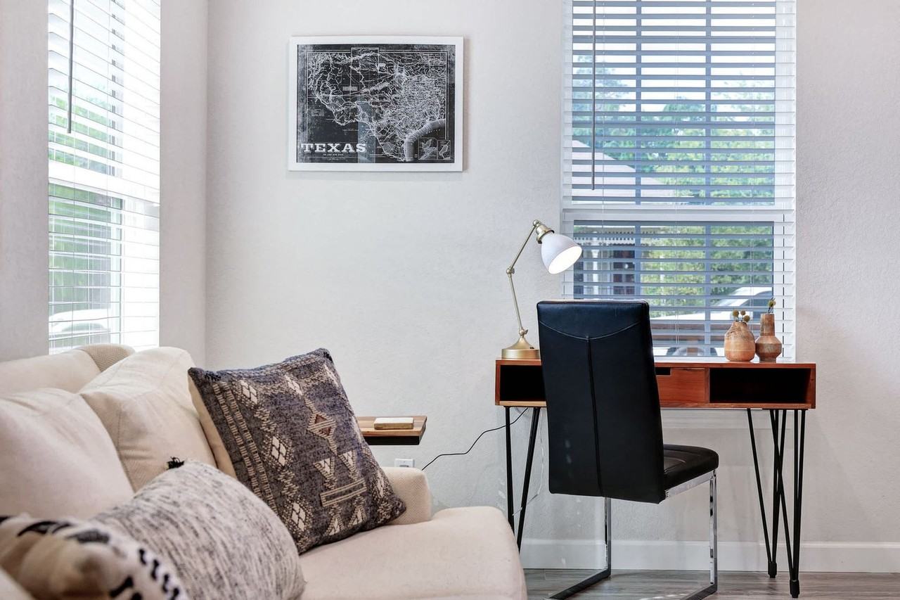 1214 Hays St #1377371P - Photo 4 of 40