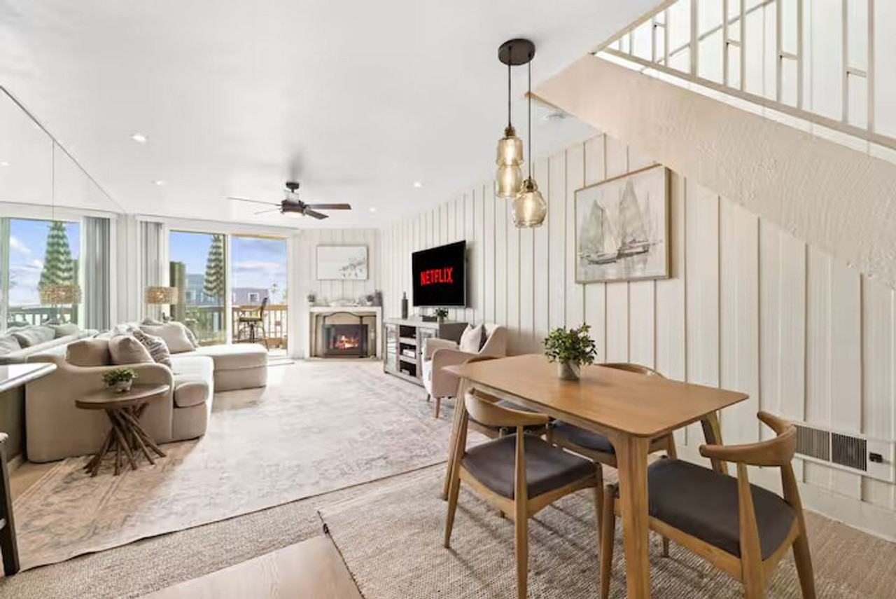 999 N Pacific St #1382141P - Photo 3 of 28