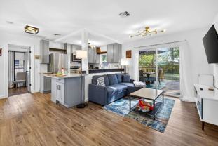 1317 E Diana St - Photo 1 of 1