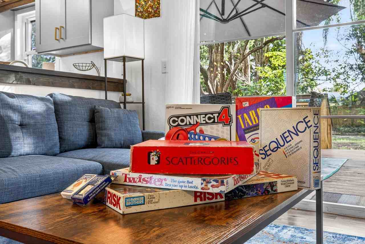 1317 E Diana St #1384017P - Photo 2 of 33