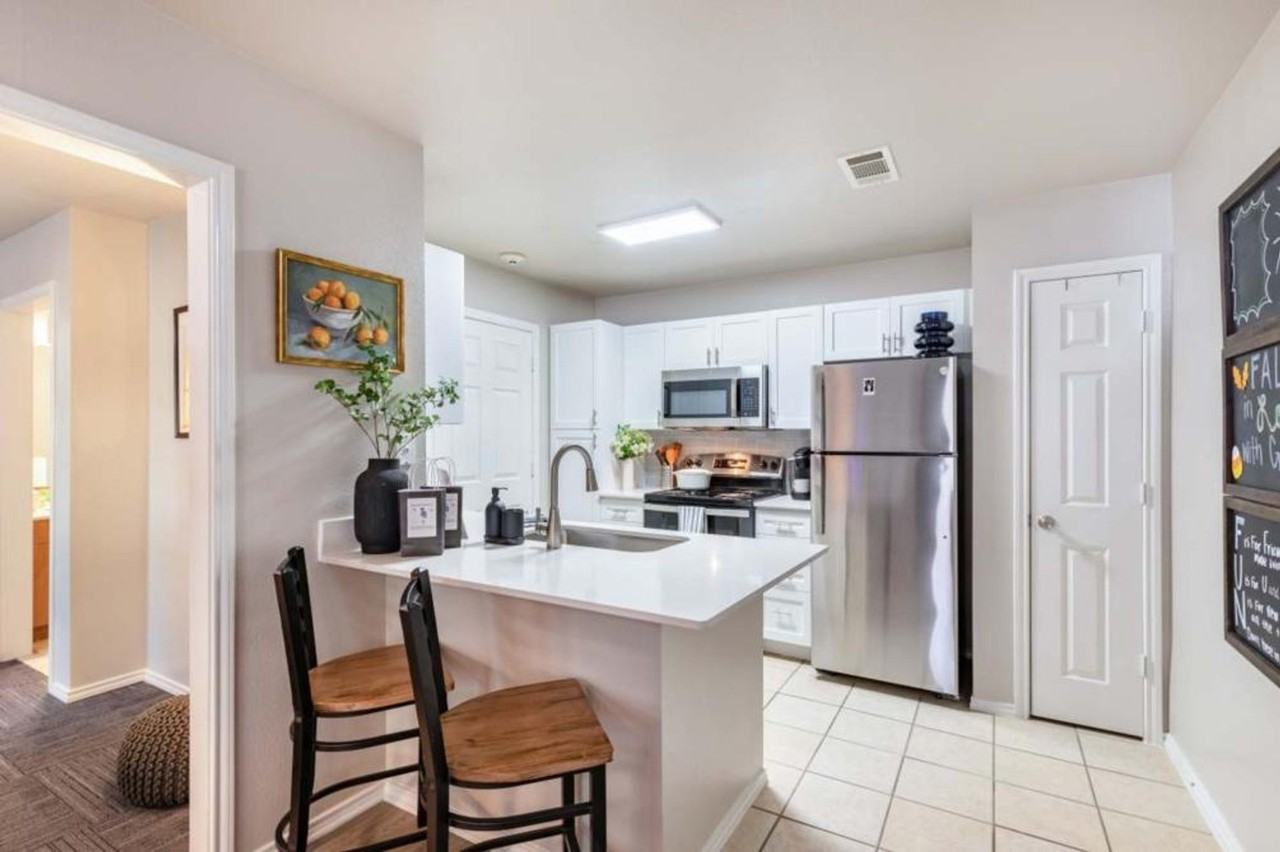 1201 Cleveland St #1385204P - Photo 2 of 30