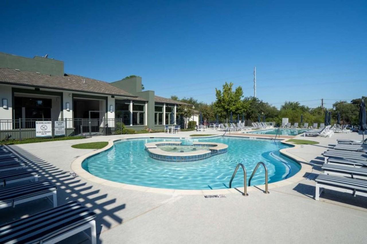 1201 Cleveland St #1385204P - Photo 4 of 30