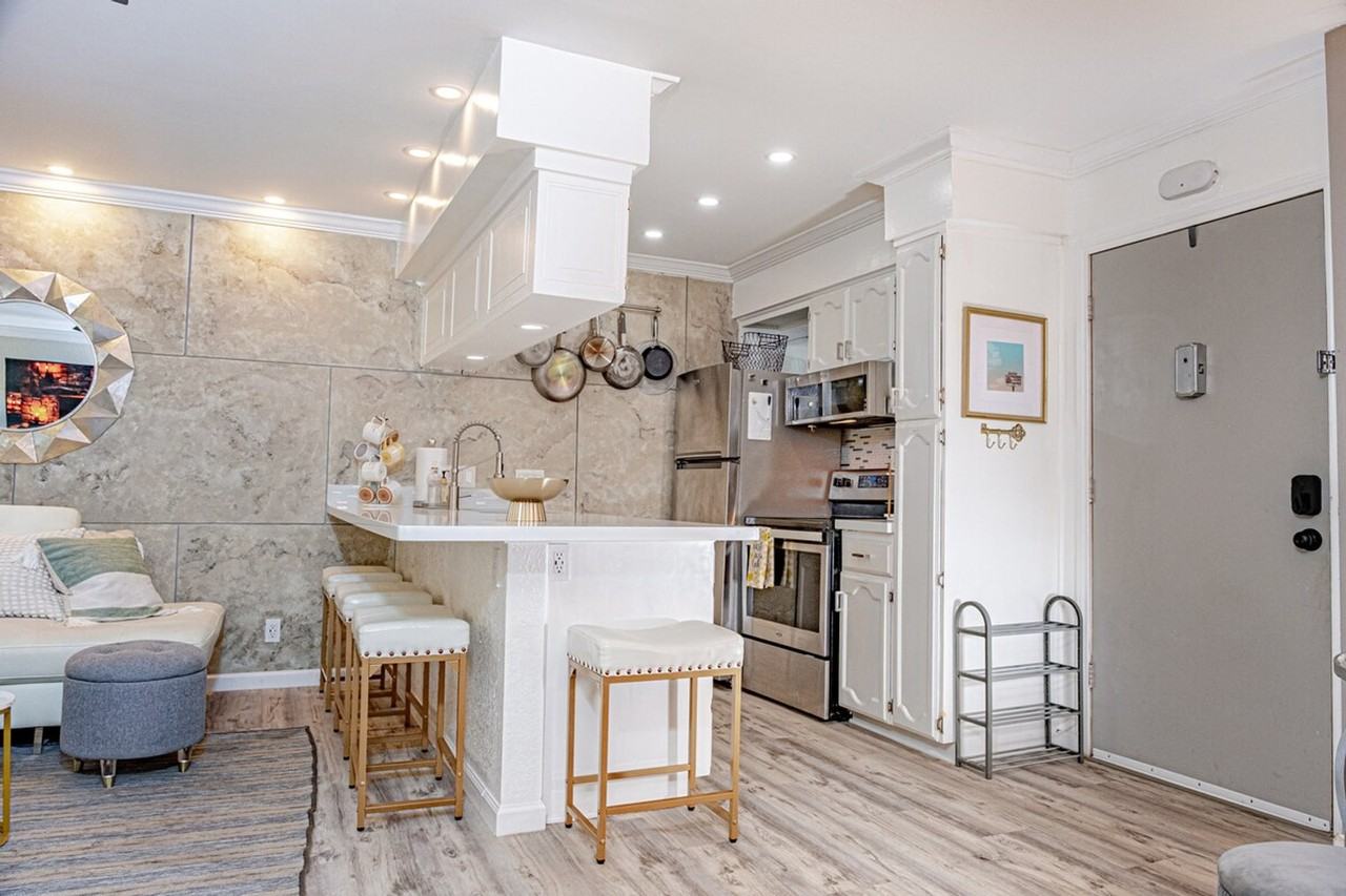 910 Duncan Ln #1385483P - Photo 3 of 22