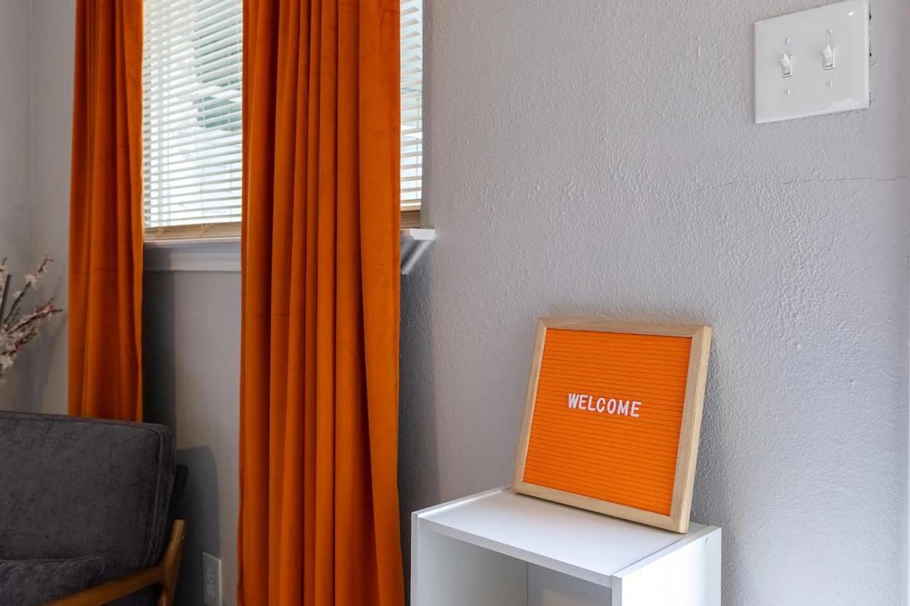 6302 Manor Rd #1385485P - Photo 7 of 12