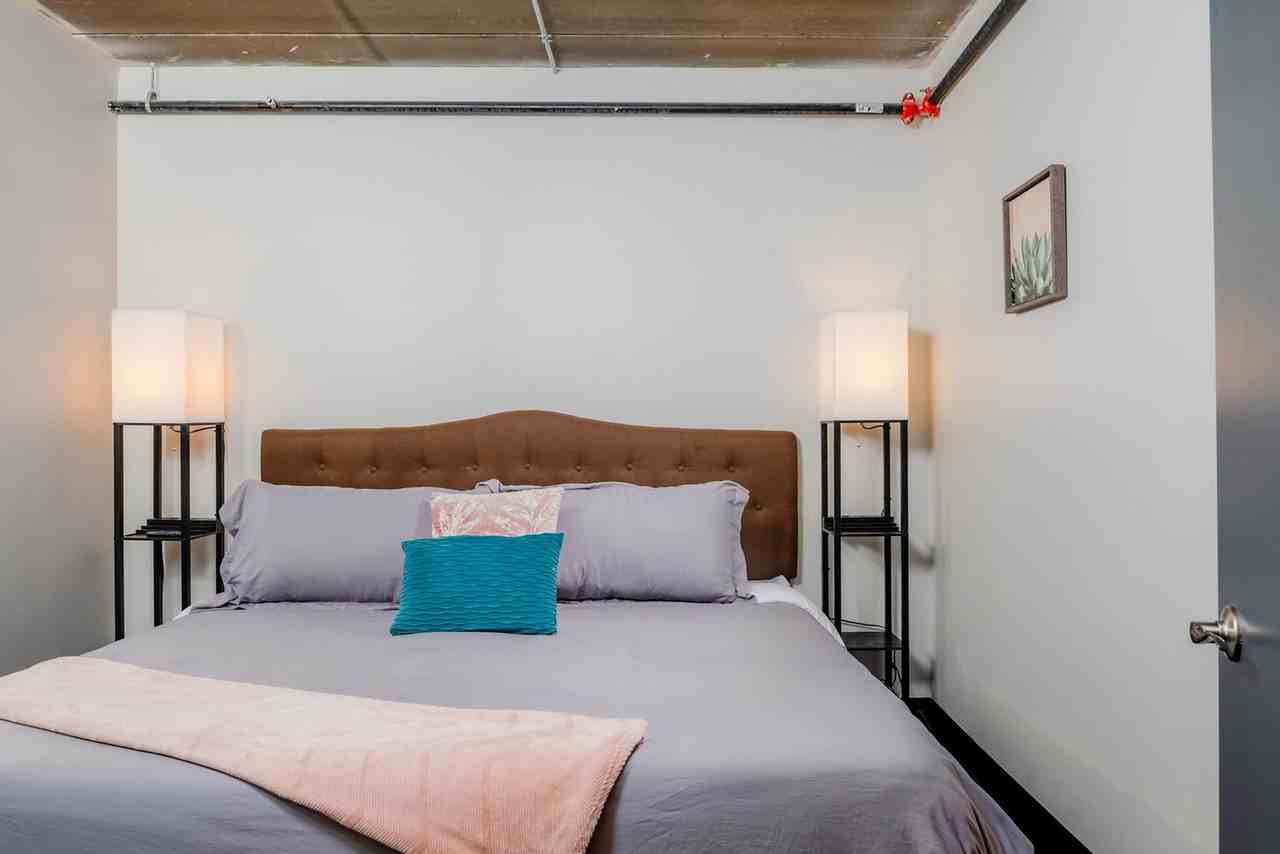 217 S Badger Ave #1387451P - Photo 6 of 15