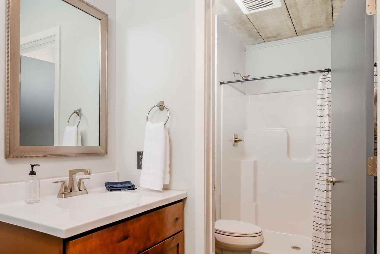 219 S Badger Ave #1387452P - Photo 4 of 12