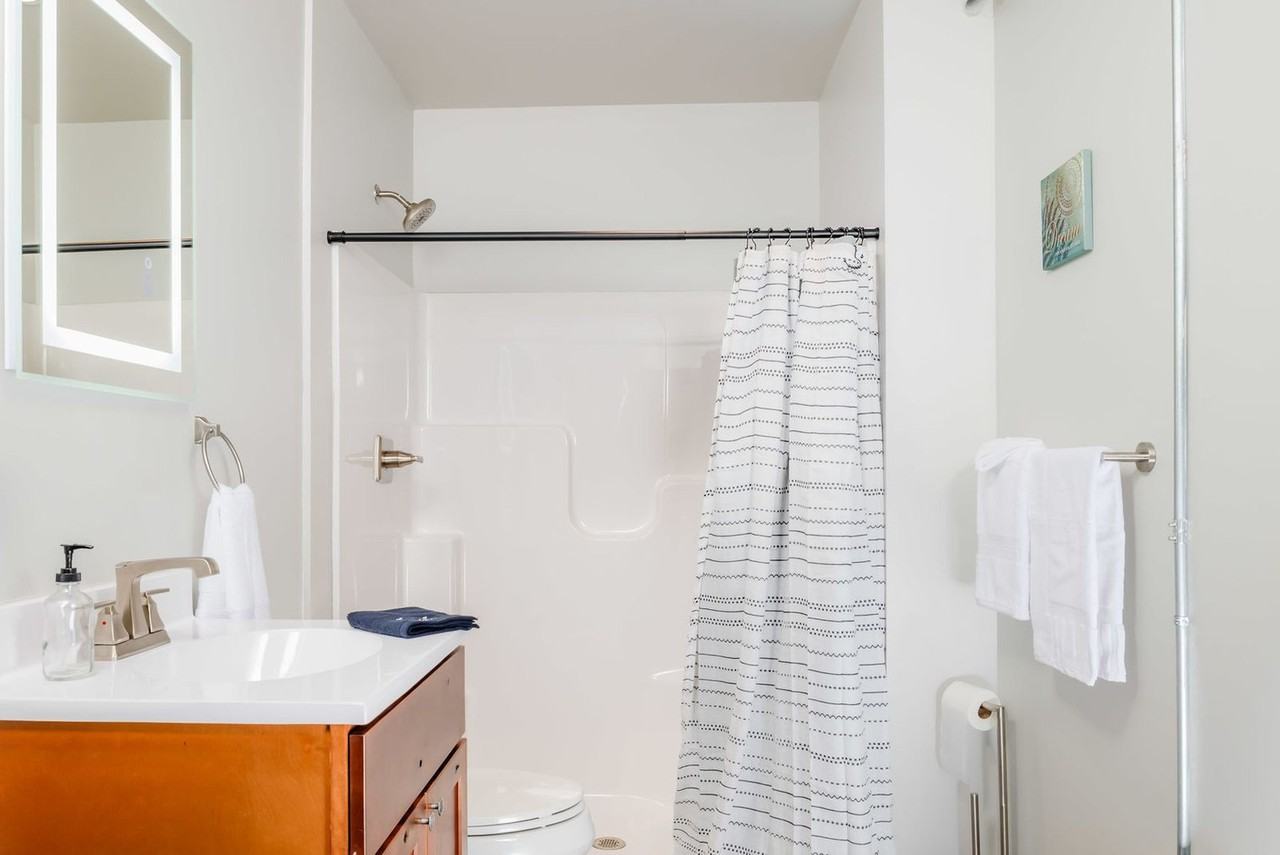 219 S Badger Ave #1387452P - Photo 7 of 12