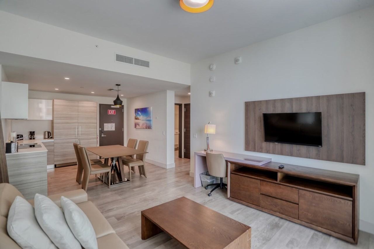 345 Indiana St #1387535P - Photo 4 of 34