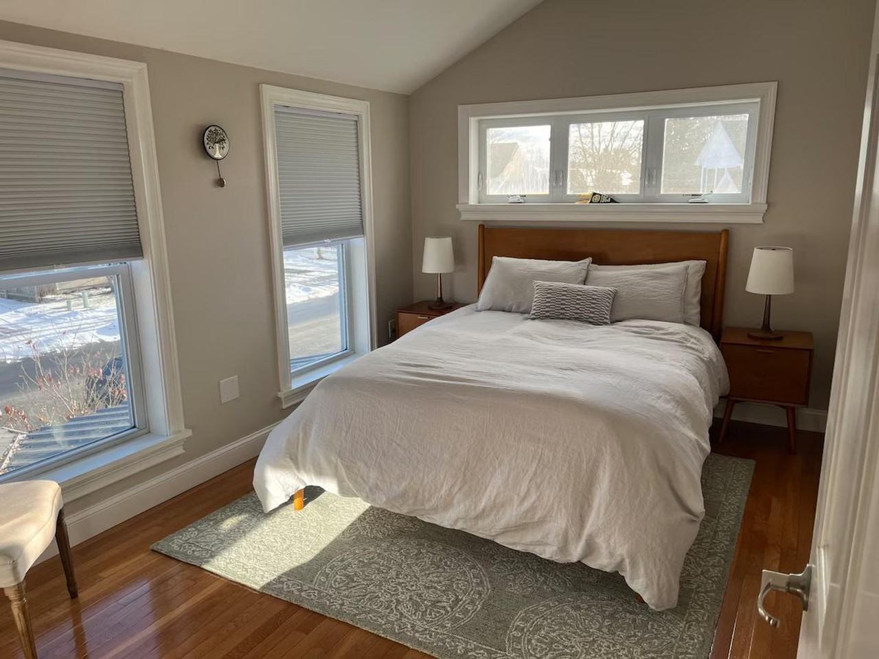 99 W Circular St #1388803P - Photo 5 of 9