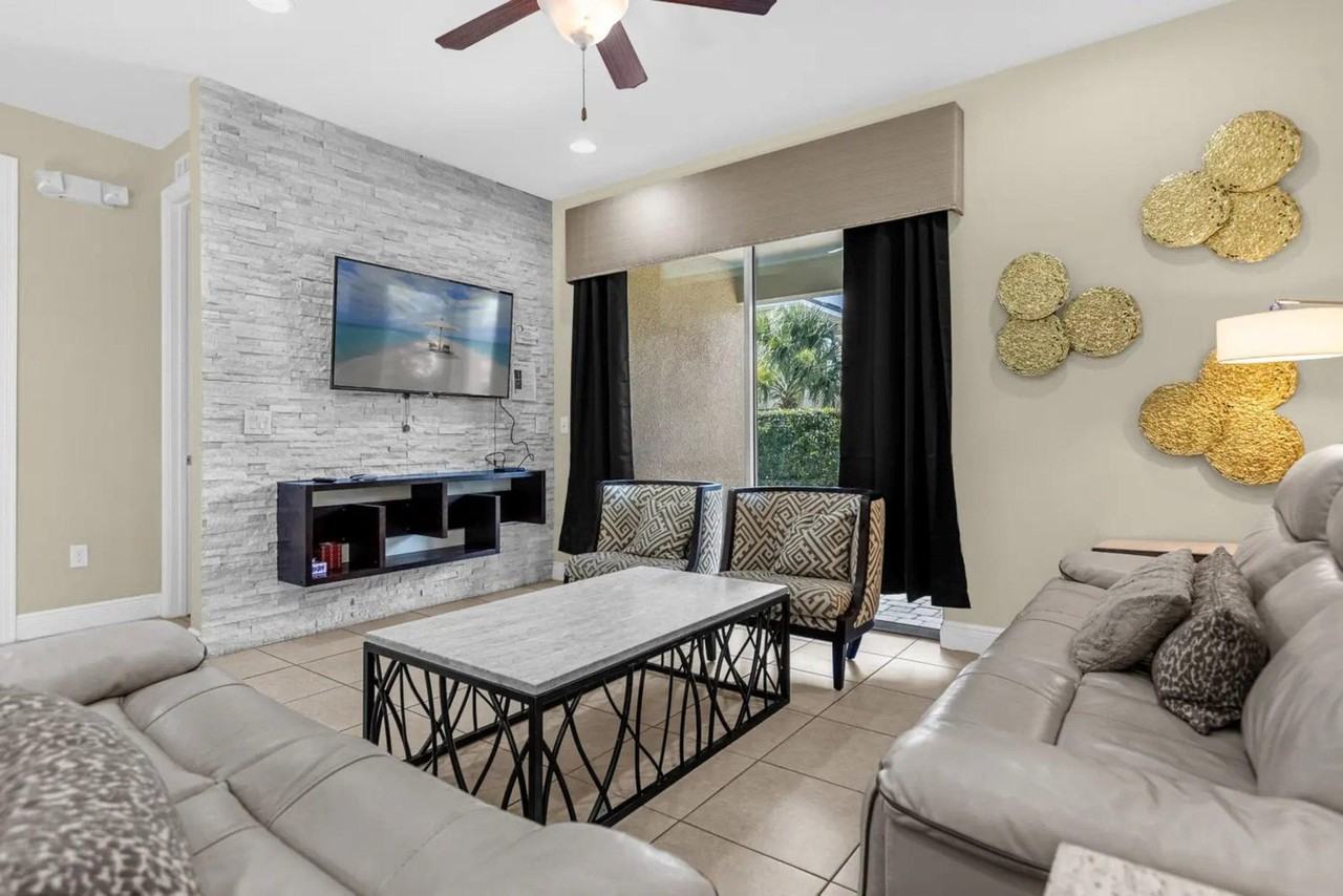 7601 Brookhurst Ln #1059186P - Photo 2 of 27