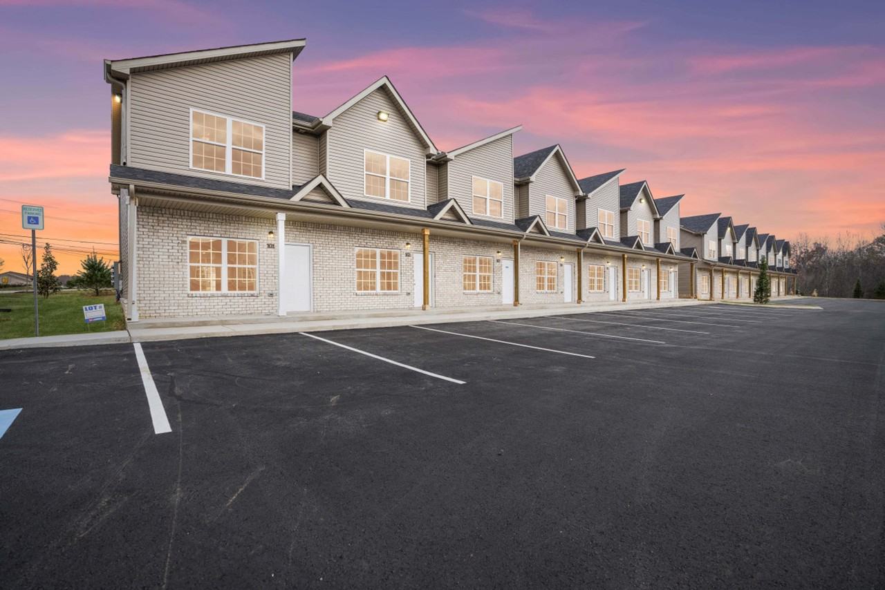 541 New South Dr #1390881P - Photo 4 of 20