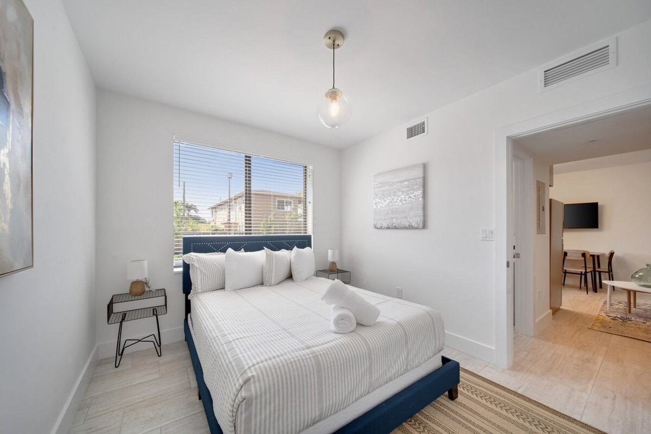 1302 Sw 22nd Ave #1388878P - Photo 4 of 19