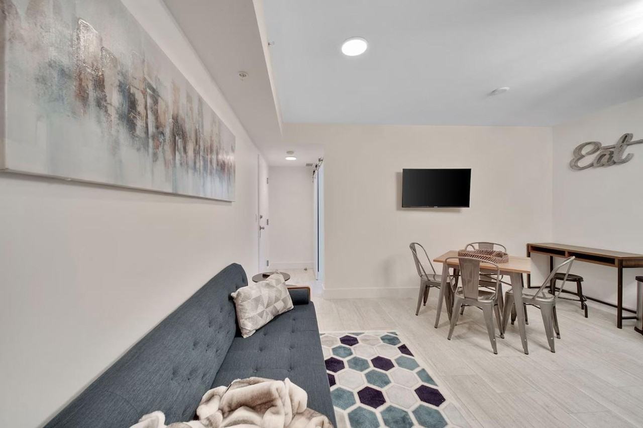 1434 Sw 22nd Ave #1388869P - Photo 5 of 10