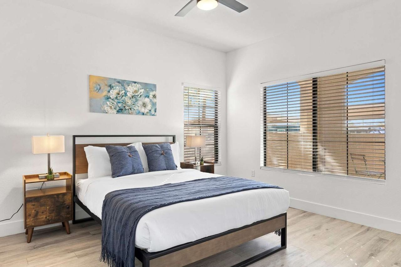 875 W Pecos Rd #1391801P - Photo 7 of 31