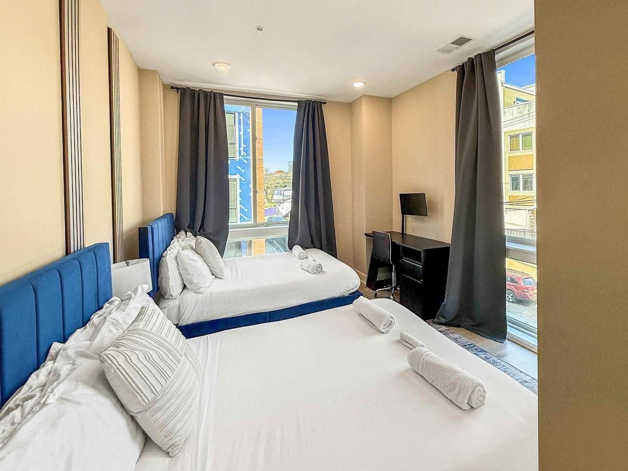 28 Poplar St #1055955P - Photo 6 of 17