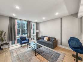 626 N Columbus Blvd - Photo 1 of 1