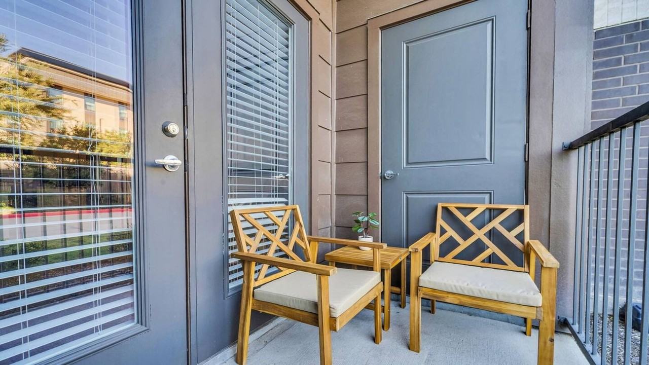 18210 Park Row Dr #1380753P - Photo 6 of 37