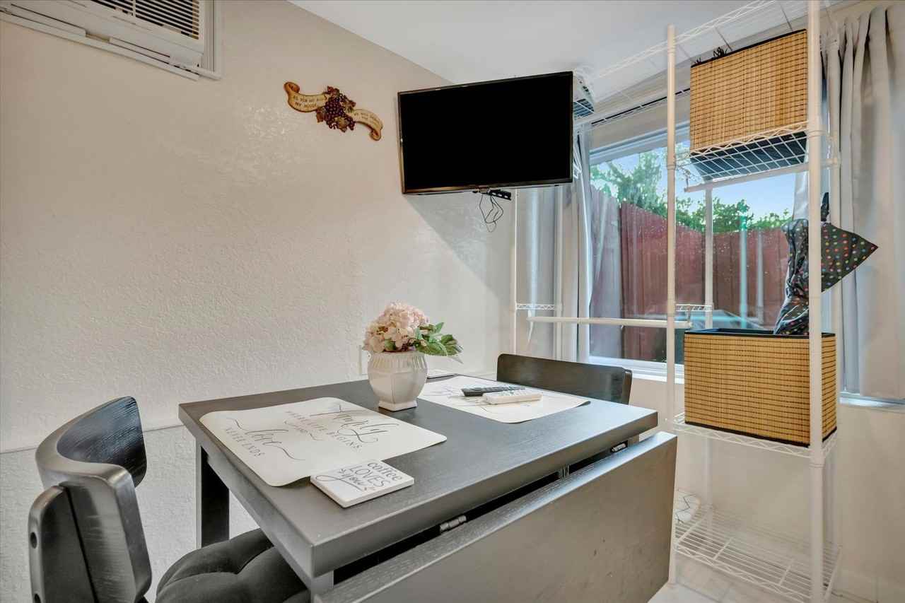 4213 E Yukon St #1396874P - Photo 7 of 9