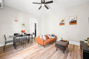 featured image of 639 Maple St