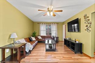 2422 Cedarcrest Dr - Photo 1 of 1