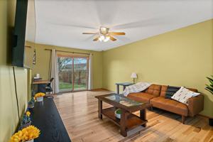 featured image of 2422 Cedarcrest Dr