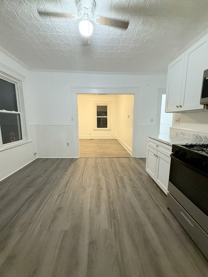 242 4th Avenue - Photo 3 of 10