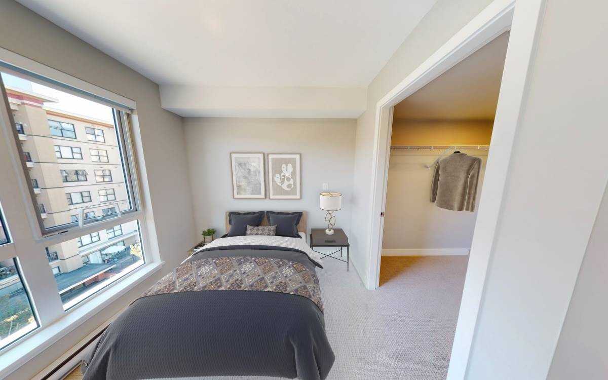 408 East Columbia Street - Photo 8