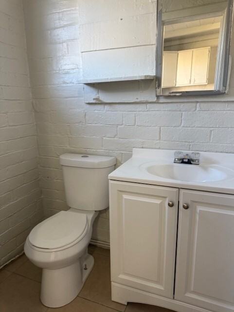 102 W Ohio St #2 - Photo 7 of 7