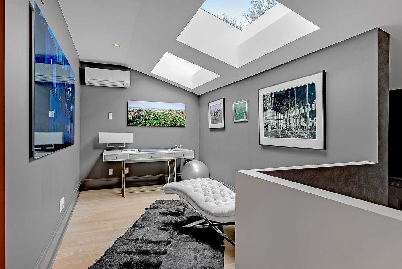 109 Hazelton Ave #109 - Photo 6 of 50