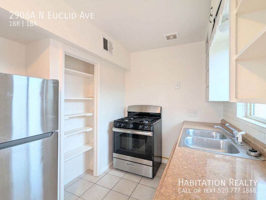 2906A N Euclid Ave - Photo 2 of 12