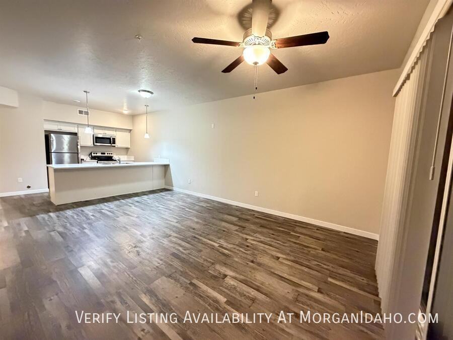 10222 W Ustick Rd #102 - Photo 2 of 11